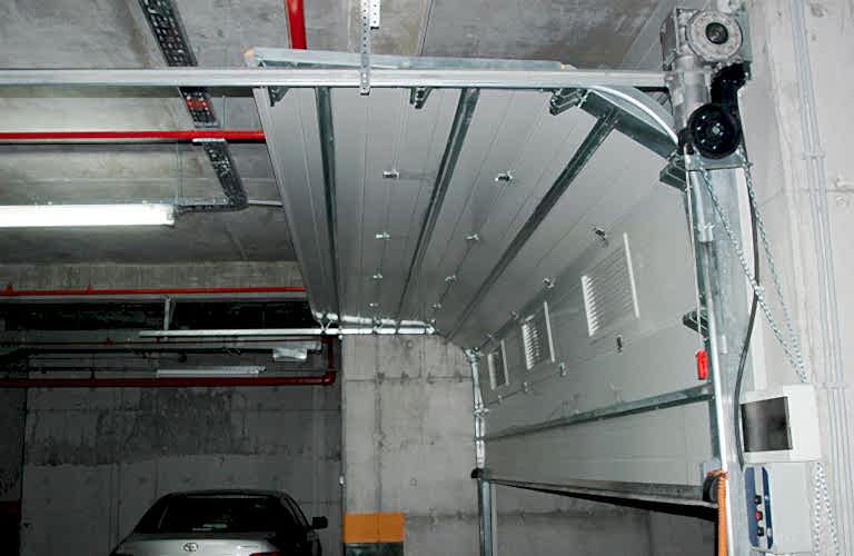 Garaj Kapısı Mekanizması