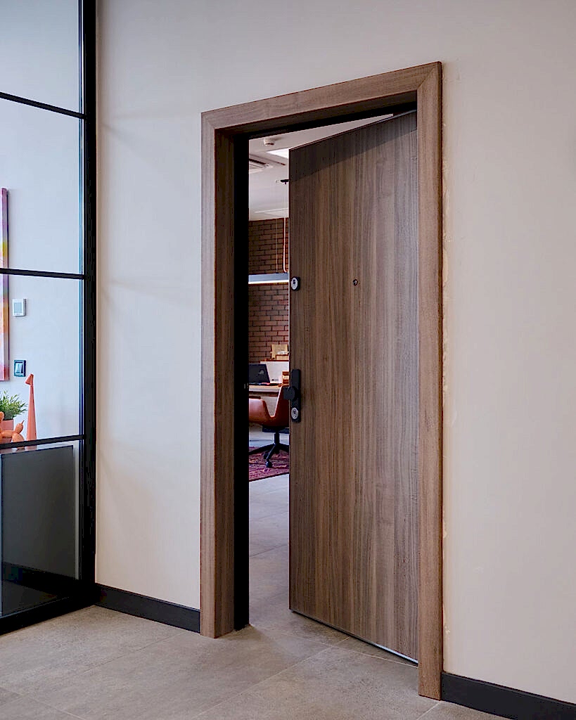 Pura Serisi 02 Güvenlikli Çelik Kapı - Dimak Kapı