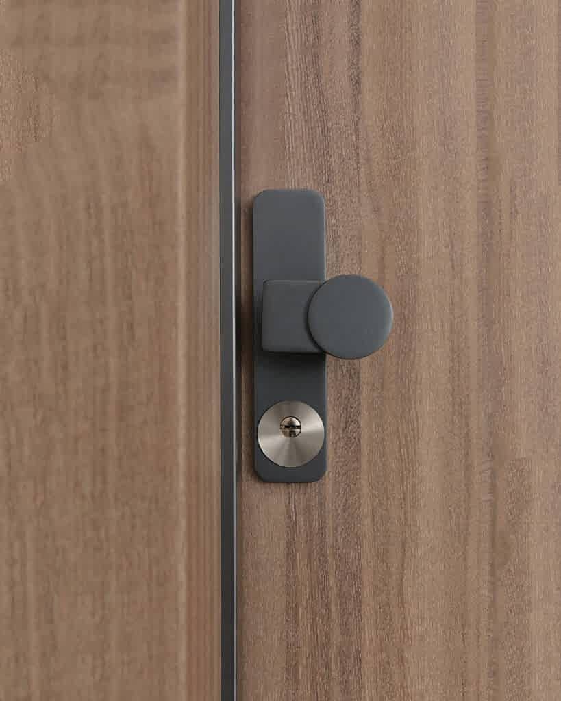 Pura Serisi 02 Güvenlikli Çelik Kapı - Dimak Kapı